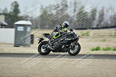 media/Apr-18-2025-TrackDaz (Fri) [[45f5874c44]]/C Group/Session 1 (Turn 7)/